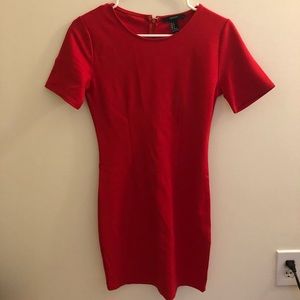 Short sleeve red dress